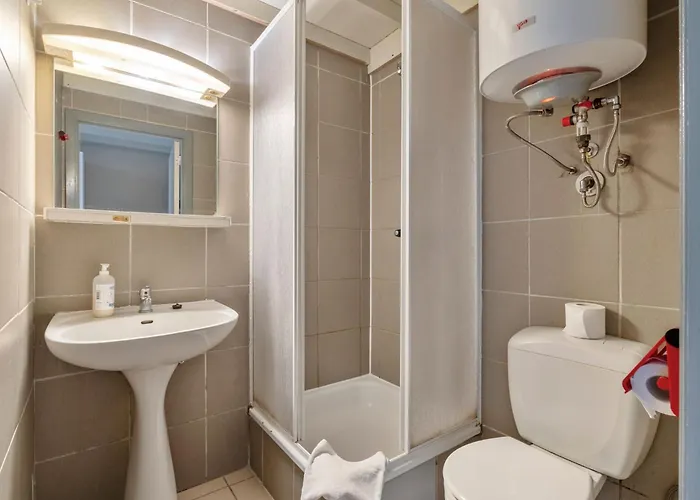 Student Semi-duplex With Budget Flats Appartamento