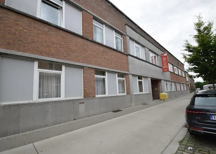 Student Semi-duplex With Budget Flats Appartamento *