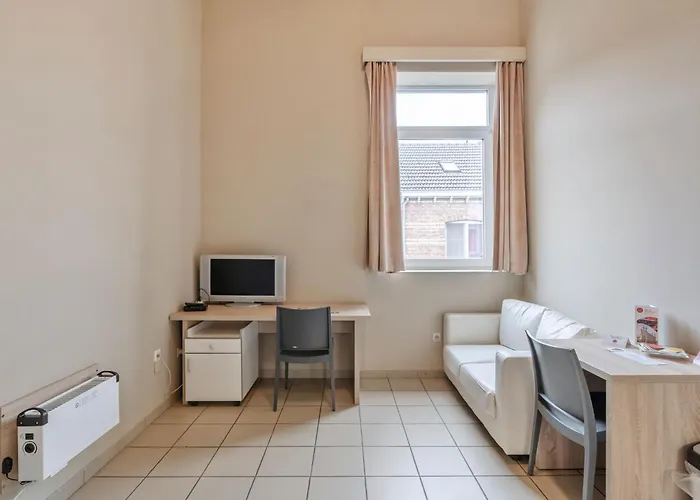 Student Semi-duplex With Budget Flats Appartamento *